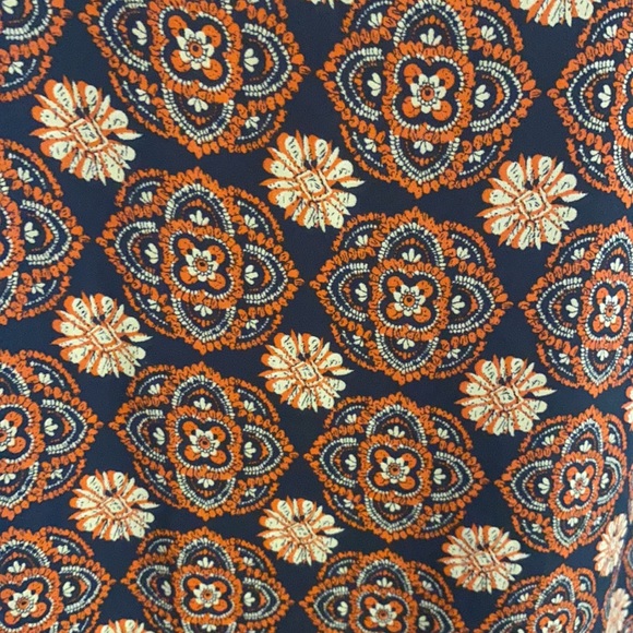 Shift dress - Picture 5 of 9